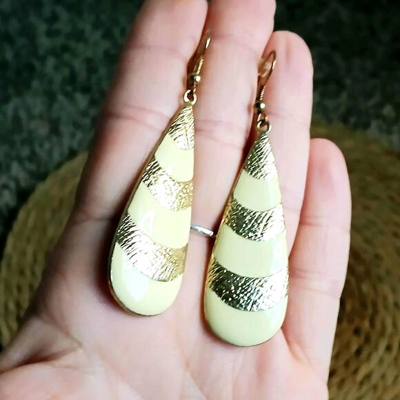Brass & Enamel Teardrop Dangle Earrings - Picture 4 of 4